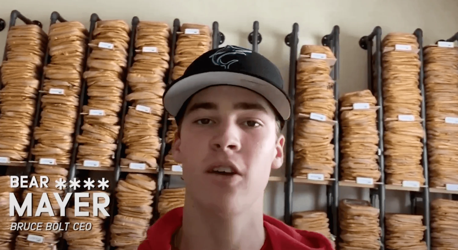 Bruce Bolt PREMIUM PRO Short Cuff Batting Gloves: Black - Image 2