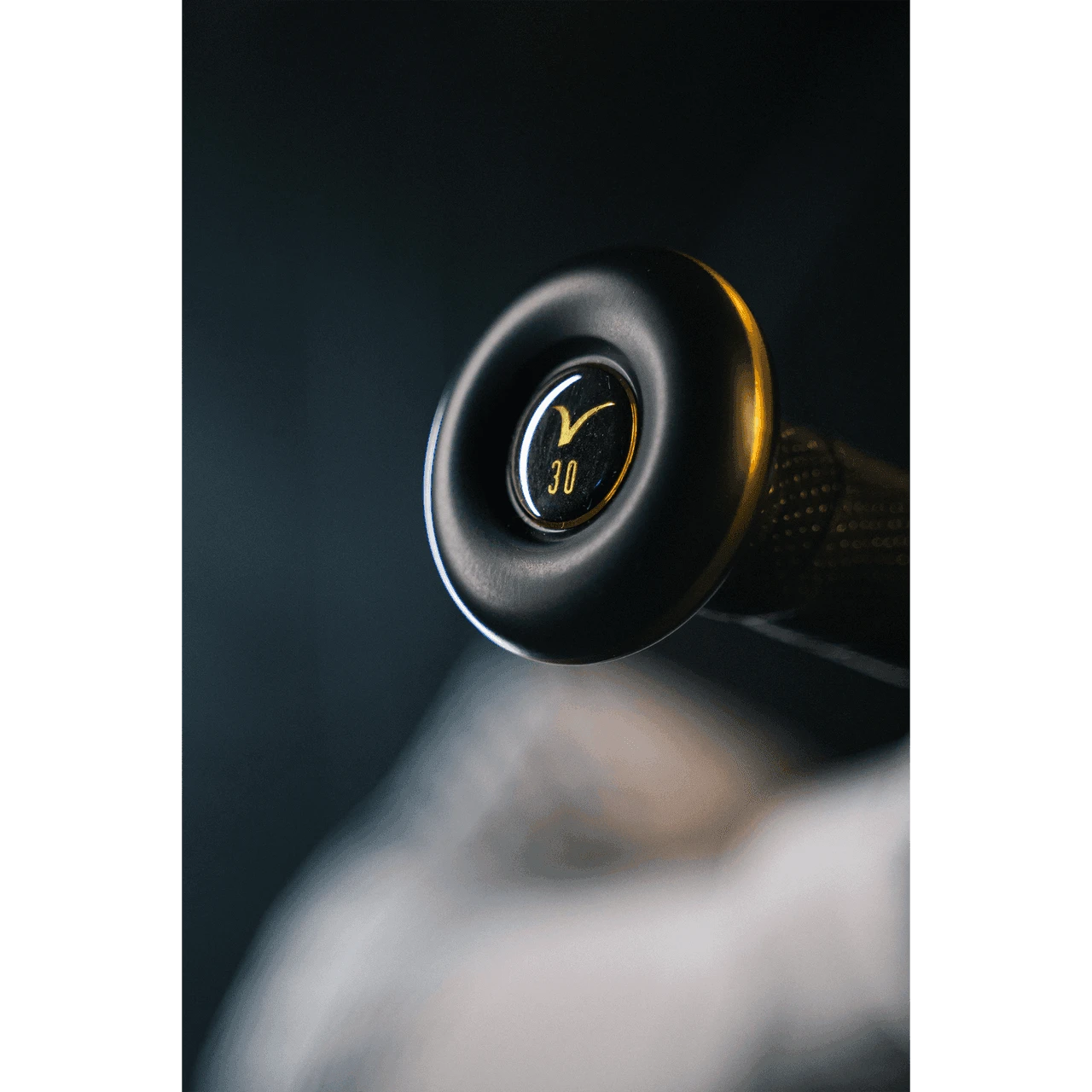 Victus Vandal Gold 2.0 Senior League (-5) USSSA Baseball Bat: VSBV2Y5 - Image 6