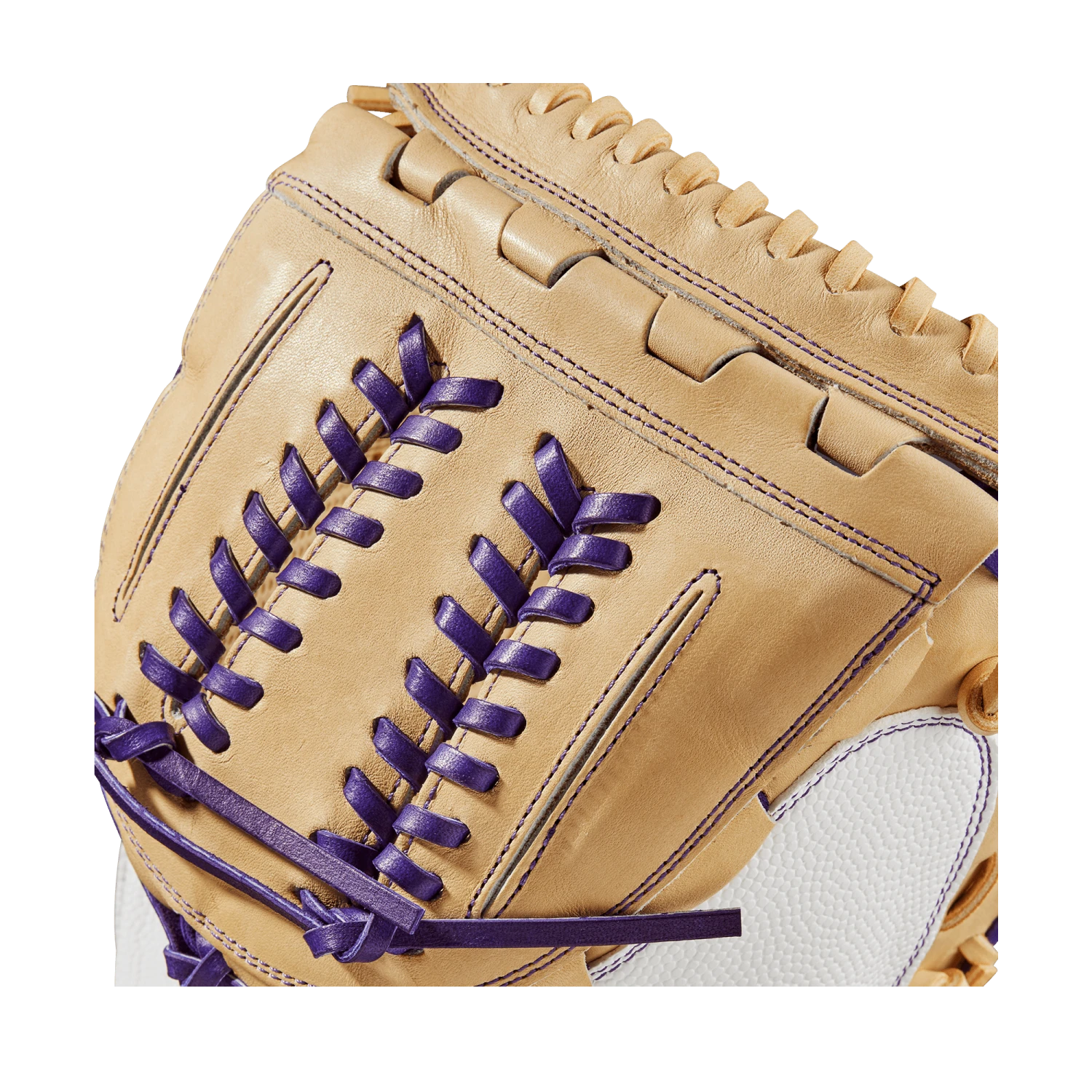 2023 Wilson A2000 Aubree Munro AM1 34" Fastpitch Catcher's Mitt: WBW10101834 - Image 4